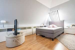 Hochwertige 4 Zimmer Maisonettewohnung mit Tiefgaragenstellplatz ruhiger straßenabgewandter Wohnlage – Die vollständige Adresse der Immobilie erhältst du vom Anbieter., 22397 Wohldorf-Ohlstedt, Hamburg – Vorschaubild 19