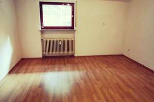 Schönes Haus mit Einliegerwohnung – Die vollständige Adresse der Immobilie erhältst du vom Anbieter., 91056 Frauenaurach, Erlangen – Vorschaubild 24