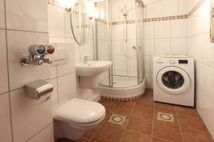 Wohnen in HH-Eppendorf | ruhige Lage | 2 Zimmer 60 m² | sonniger Balkon | Tiefgarage inklusive – Die vollständige Adresse der Immobilie erhältst du vom Anbieter., 20251 Eppendorf, Hamburg – Vorschaubild 4