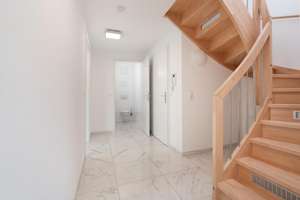 Exklusive 3,5 Zimmer Maisonette ETW mit Aussicht  – Die vollständige Adresse der Immobilie erhältst du vom Anbieter., 70569 Dachswald, Stuttgart – Vorschaubild 13