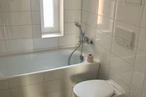 🌟 Frisch renovierter Altbautraum in Lankwitz – 3 Zimmer mit Balkon & Tageslicht-Wannenbad! 🌟 – Dessauerstraße 4, 12249 Lankwitz, Berlin – Vorschaubild 5