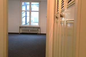 Schöne 1-Zimmerwohnung in unmittelbarer nähe zum Dom – Frauentorstraße 22, 86152 Georgs- und Kreuzviertel, Augsburg – Vorschaubild 3