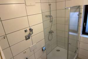 Erdgeschoss-Wohnung mit Souterrain und Garten in München Harthof  – Hasenbergelstraße 24, 80935 Lerchenau-Ost, München – Vorschaubild 6