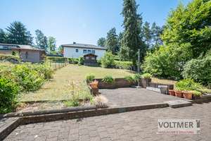 FAMILIENFREUNDLICH - Ein- bis Zweifamilienhaus mit Garage & Garten in ruhiger Lage von Schiffweiler! – Die vollständige Adresse der Immobilie erhältst du vom Anbieter., 66578 Schiffweiler – Vorschaubild 2