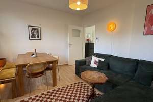 Top Lage! Helle 3 Zimmer Wohnung, inklusive Balkon, in Düsseldorf Bilk – Färberstraße 76, 40223 Bilk, Düsseldorf – Vorschaubild 2