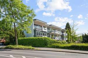 Blick ins Grüne – 3-Zimmer-Wohnung mit Süd-Balkon in Bonn-Ippendorf! – Die vollständige Adresse der Immobilie erhältst du vom Anbieter., 53127 Ippendorf, Bonn – Vorschaubild 2