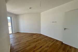 Zentral und ruhig, Sie können in Kürze einziehen. 3-ZKB Erdgeschosswohnung mit Terrasse  – Elser Kirchstraße 10a, 33106 Elsen, Paderborn – Vorschaubild 13