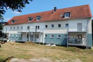gemütliche, sanierte 2,5-Zimmer-Dachgeschosswohnung