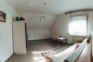 *EIN IDYLL FÜR DIE FAMILIE IN BOCKUM* Einfamilienhaus mit Doppelgarage und Garten – Die vollständige Adresse der Immobilie erhältst du vom Anbieter., 47800 Bockum, Krefeld – Vorschaubild 17