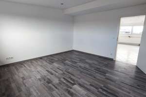 Schöne 3,5 Zimmerwohnung – Die vollständige Adresse der Immobilie erhältst du vom Anbieter., 42651 Solingen-Mitte, Solingen – Vorschaubild 12