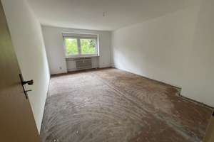 freie 3-Zimmer-Hochparterre-Wohnung in Ober-Giesing mit sehr schönem Grundriss – Heimgartenstr. 4, 81539 Obergiesing, München – Vorschaubild 11