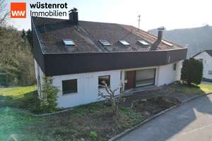Imposantes Wohnhaus mit Einliegerwohnung in sonniger Lage 
- Fantastisch viel Raum zum Leben! – Die vollständige Adresse der Immobilie erhältst du vom Anbieter., 74429 Sulzbach-Laufen – Vorschaubild 2