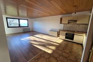 Helle 2-Zimmer-Wohnung mit Traumblick, Südbalkon und Tiefgarage in Monakam – Die vollständige Adresse der Immobilie erhältst du vom Anbieter., 75378 Bad Liebenzell – Vorschaubild 3