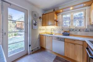 Charmantes Einfamilienhaus mit Erweiterungspotenzial – Die vollständige Adresse der Immobilie erhältst du vom Anbieter., 22587 Blankenese, Hamburg – Vorschaubild 4