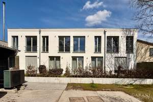 Zentral gelegenes Mehrfamilienhaus in Potsdam Babelsberg!  – Die vollständige Adresse der Immobilie erhältst du vom Anbieter., 14482 Babelsberg Süd, Potsdam – Vorschaubild 3