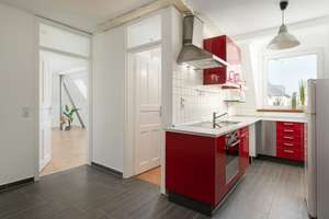 traumhafte DG-Wohnung an der Theresienwiese