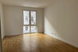 Hochwertige 3-Raum-Wohnung mit Balkon - Aufzug vorhanden! – Helmstedter Straße 4, 39112 Sudenburg, Magdeburg – Vorschaubild 2