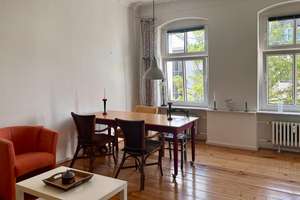 Sonnige 2-Zimmer-Wohnung mit Balkon – BEZUGSFREI nahe Savignyplatz