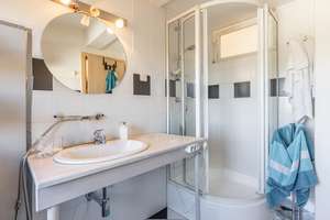 Property thumbnail 28