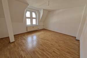 Bezugsfreie 3-Zimmer-Dachgeschosswohnung in gefragter Innenstadtlage