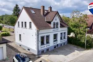 Großzügiges 1–2-Familienhaus mit flexibler Mehrgenerationennutzung in Detmold – Die vollständige Adresse der Immobilie erhältst du vom Anbieter., 32758 Detmold – Vorschaubild 2