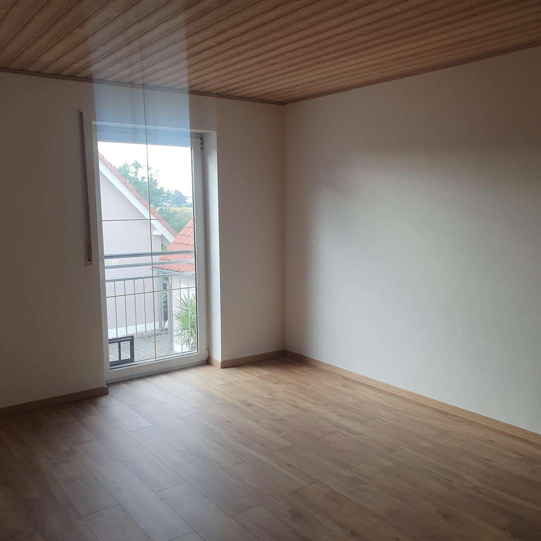 Immobilie in Wolferstadt - Massive DHH in ruhiger Lage mit Blick auf die Felder - Bild 0