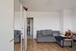 Lichtdurchflutete Eigentumswohnung mit großem Sonnenbalkon und gemütlicher Loggia zentral in Nippes – Die vollständige Adresse der Immobilie erhältst du vom Anbieter., 50733 Nippes (Ortsteil), Köln – Vorschaubild 9