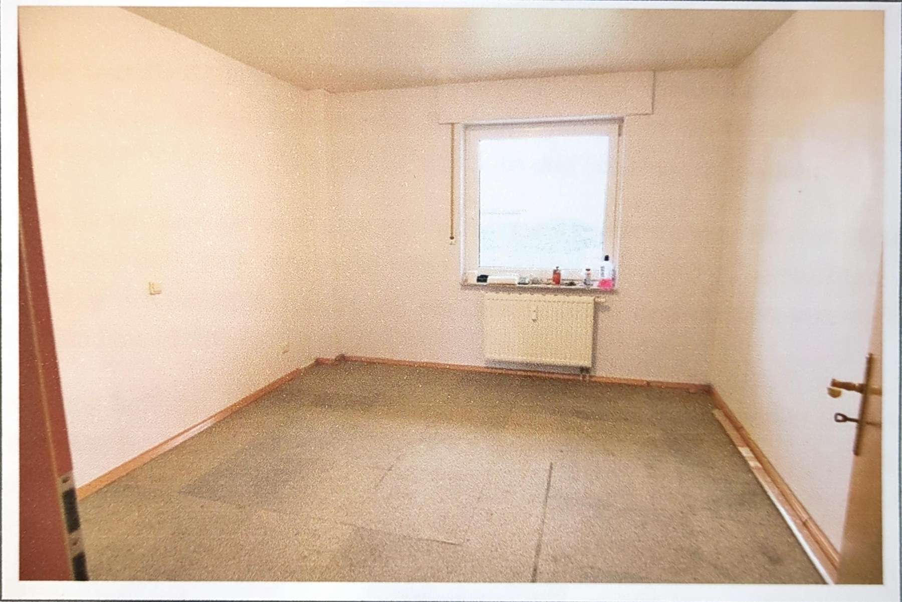 Immobilie in Voerde (Niederrhein) - Vermietete ETW mit Balkon & Stellplatz – Kapitalanlage in Voerde - Bild 0