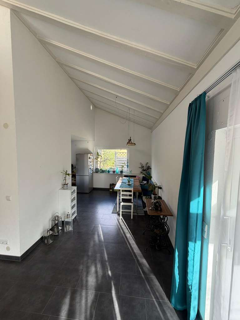 Immobilie in Neulingen - Modernes EInfamilienhaus 210 qm Wohnfläche, 3 Bäder, PV Anlage , 5,9 a großes Erbpachtgrundstück - Bild 3