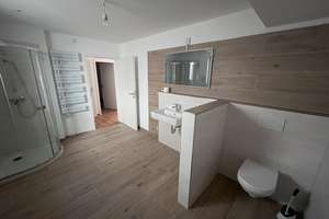 Erstbezug – helle 2-Zimmer-Wohnung mit eigenem Zugang und moderner Ausstattung – Obere Straße 19 a, 89365 Röfingen – Vorschaubild 5