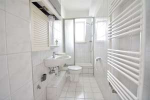 Auch als WG geeignet! Renovierte 2-Zi-Whg mit Balkon  – Kruppstr. 95, 40227 Oberbilk, Düsseldorf – Vorschaubild 5