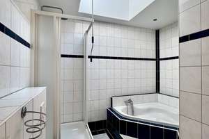 Property thumbnail 11