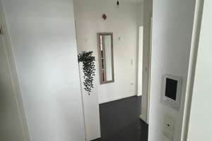 *** Moderne KFW 55 - 3-Zimmer-Dachgeschosswohnung mit Balkon  FREI Sofortbezug möglich *** – Die vollständige Adresse der Immobilie erhältst du vom Anbieter., 86165 Lechhausen-Ost, Augsburg – Vorschaubild 9