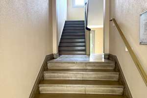 Charmante Dachgeschosswohnung mit privater Terrasse in Berlin-Tempelhof – Nackenheimer Weg 17, 12099 Tempelhof, Berlin – Vorschaubild 3