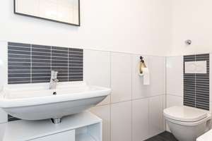 Sonniges Altbau-Juwel am Lindenplatz: Top-effizient saniert mit Süd-Balkon – 40235 Flingern Nord, Düsseldorf – Vorschaubild 7