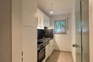 Lichtdurchflutete 1,5-Zimmer-Wohnung mit großem Balkon und neuer Einbauküche in Oberkasse – Oberkasseler Straße 61, 40545 Oberkassel, Düsseldorf – Vorschaubild 9