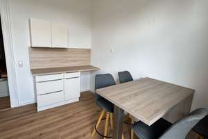 Schöne Altbauwohnung in Wiesbaden-Mitte nähe Bahnhof – Untere-Matthias-Claudius-Str. 4, 65185 Mitte, Wiesbaden – Vorschaubild 2