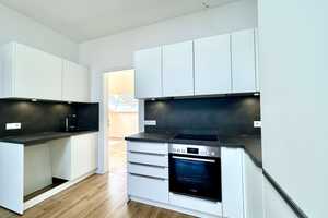 Moderne Dachgeschosswohnung mit Einbauküche im Erstbezug! – Gounodstraße 23, 10388 Berlin – Vorschaubild 9