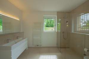 Möblierte und exklusive 3-Zimmer-Wohnung in stilvoller Villa mit Parkanlage – Die vollständige Adresse der Immobilie erhältst du vom Anbieter., 70197 Kräherwald, Stuttgart – Vorschaubild 11