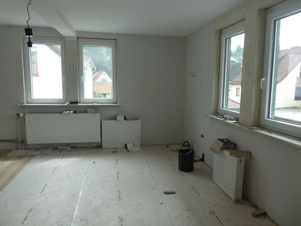 Vielseitiges Anwesen mit Scheune und großem Potenzial in ruhiger Lage von Oberndorf!, Main Kinzig Kreis – Bild 3