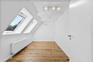Maisonette-Traum in Zehlendorf – vollsaniert und bereit für Sie! – Teltower Damm 205, 14167 Zehlendorf, Berlin – Vorschaubild 4