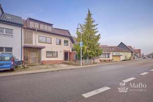 Besondere Immobilie mit außergewöhnlicher Größe, Substanz und Perspektive – vielfältig nutzbares MFH – Hauptstraße 190, 68789 Sankt Leon-Rot – Vorschaubild 4