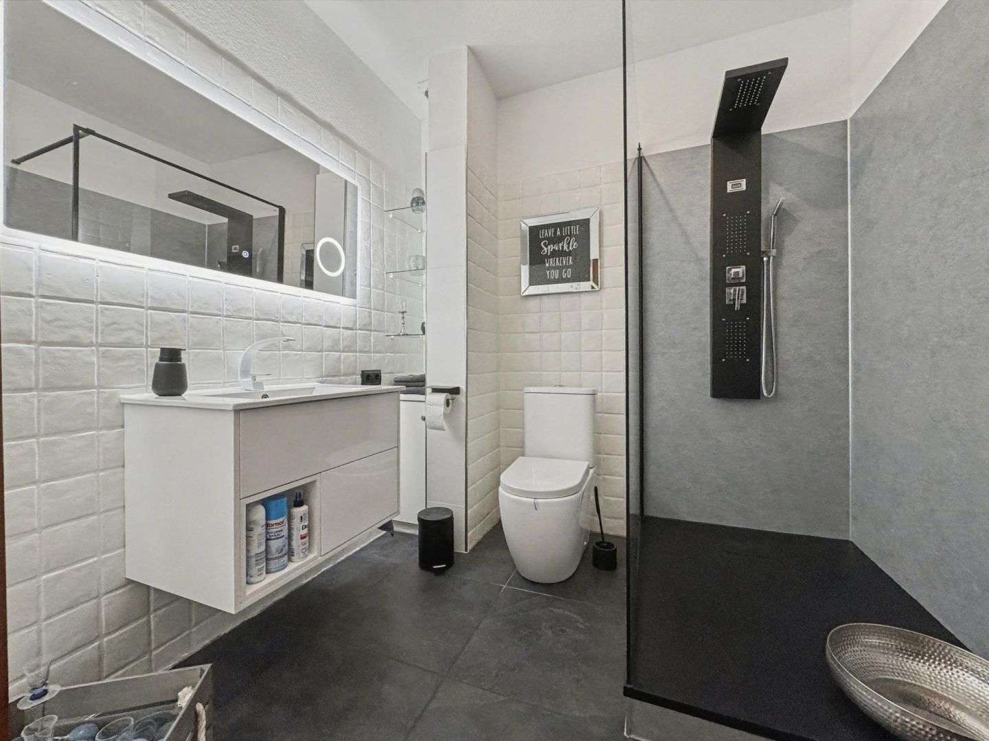 Immobilie in Weyhe - Weyhe: Großzügige 3-Zimmer-Wohnung mit 2 Bädern, Dachterrasse und Balkon - Bild 0