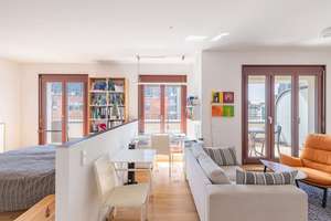 Seltenes Sky View Studio in Mitte, Neubau 2014 mit Südwestbalkon – Die vollständige Adresse der Immobilie erhältst du vom Anbieter., 10117 Mitte (Ortsteil), Berlin – Vorschaubild 8