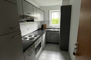 Gepflegte 2-Zimmer-Wohnung mit Balkon, TG-Stellplatz und Blick ins Grüne – Die vollständige Adresse der Immobilie erhältst du vom Anbieter., 70374 Muckensturm, Stuttgart – Vorschaubild 3