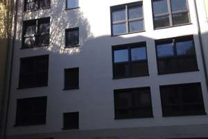 Moderne ruhige 2 Zimmer Küche Bad Balkon zu vermieten