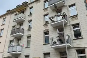 Schicke 3 Zimmer im Westend - Erdgeschoss - schick saniertes Bad! – Yorckstraße 7, 65195 Wiesbaden – Vorschaubild 2