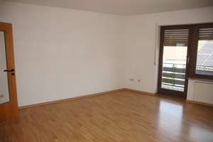 3 Zimmer-Maisonette mit großem Balkon – Neulinger Straße 3, 75228 Ispringen – Vorschaubild 4