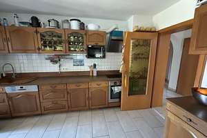 Komfortables Wohnen in einem großzügigen Einfamilienhaus mit Einliegerwohnung – Die vollständige Adresse der Immobilie erhältst du vom Anbieter., 94522 Wallersdorf – Vorschaubild 14