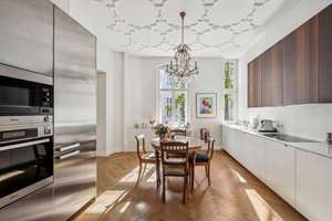 Hochwertig sanierter Altbau mit 5 Zimmern - fußläufig vom Kurfürstendamm entfernt – Die vollständige Adresse der Immobilie erhältst du vom Anbieter., 10629 Charlottenburg, Berlin – Vorschaubild 7
